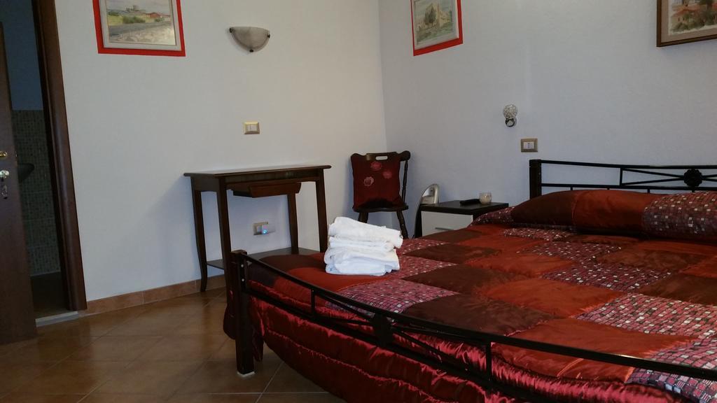 Ada'S Guest House Bosa Kültér fotó